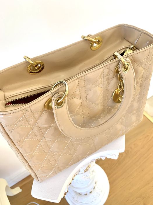 Torebka lady dior lakierowana