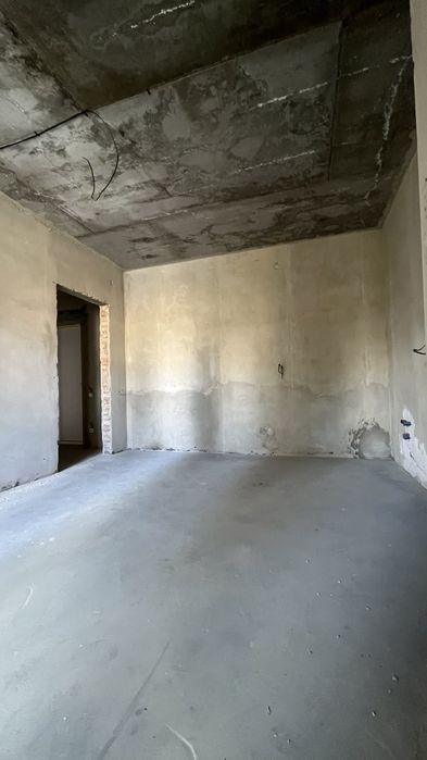 Велика трикімнатна квартира в одній із кращих новобудов