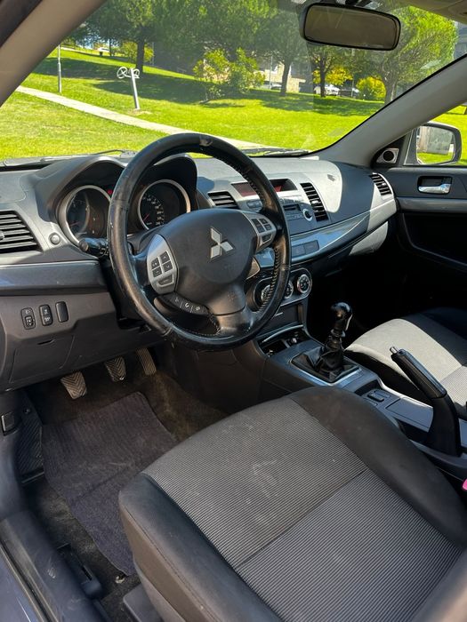 Mitsubishi Lancer 2.0   140cv