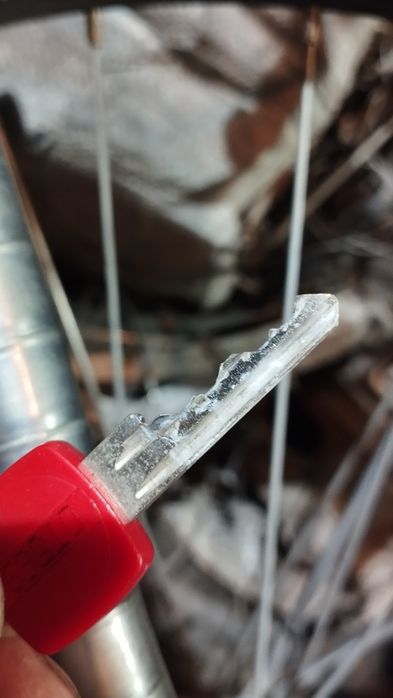 Замок вело броньований.