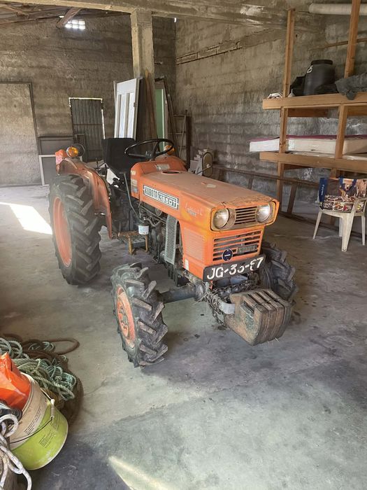 Trator kubota L185DT