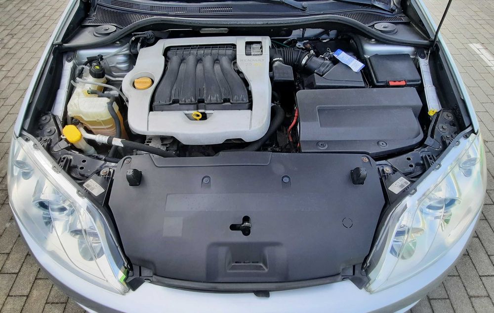 Śliczna LAGUNA 2.0 *140 KM *tylko 183.000 km *ZERO RDZY *Serwis w ASO RENAULT do końca !!!