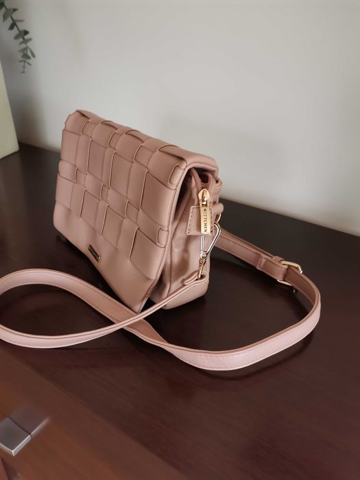 Listonoszka Wittchen  pudrowy  róż w bardzo dobrym stanie