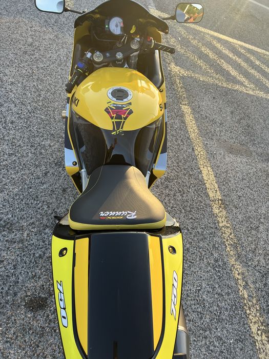 Suzuki GSXR 750 2001 (K1)