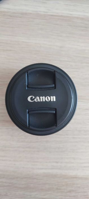 Objectiva Canon RF-S 18-45mm F4.5-6.3 IS STM