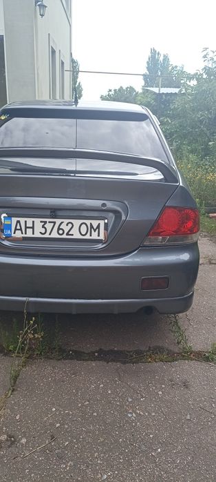 Mitsubishi lancer