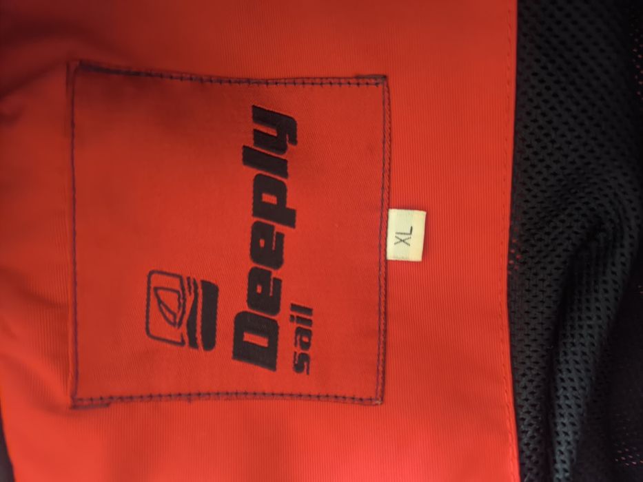 Casaco impermeável Deeply XL