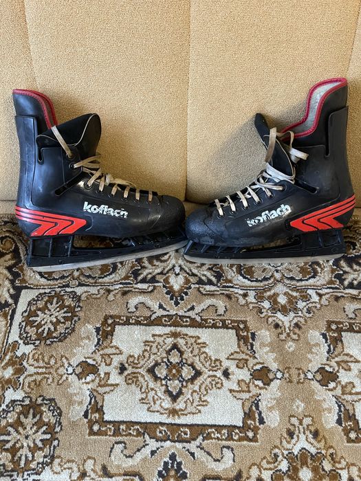 Конькі 44 розмір профісійні в доброму стані koflach