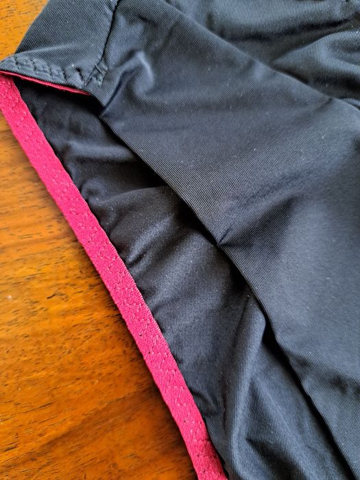 Evelace  czarne matki z czerwonym wykończeniem 42