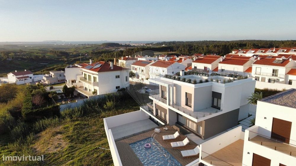 Moradia T4 para venda