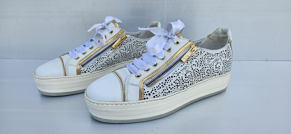 Buty sneakersy Alberto Guardiani rozmiar 39