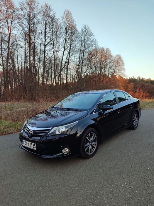 Toyota Avensis Toyota Avensis 1.8 benzyna | Bogata wersja | Fa vat