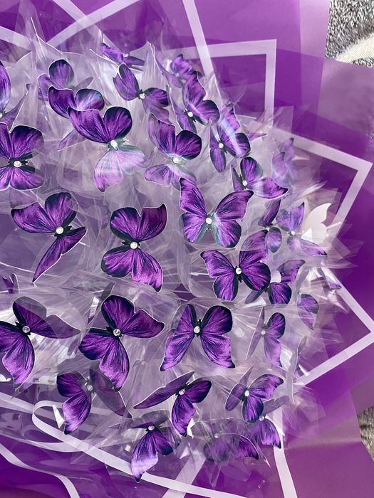 Букет із метеликів з LED-підсвіткою (47 метеликів)