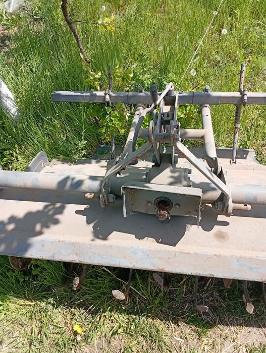 Продам японскую фрезу до мини трактора