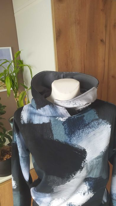 Bluza damska z kapturem