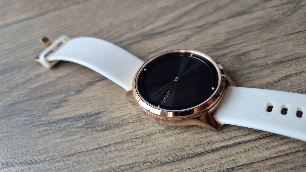 Garmin vivomove luxe 18k gold złoty