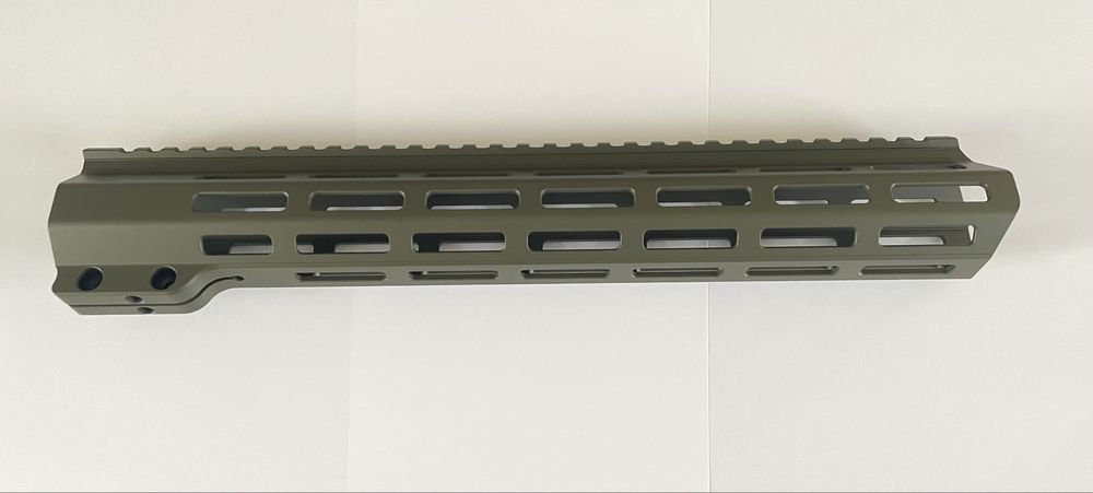 Подовжена цівка 13” M-LOK на UAR-15
