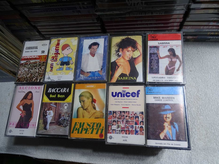 Lote de cassetes de musica Portuguesa e internacional em bom estado