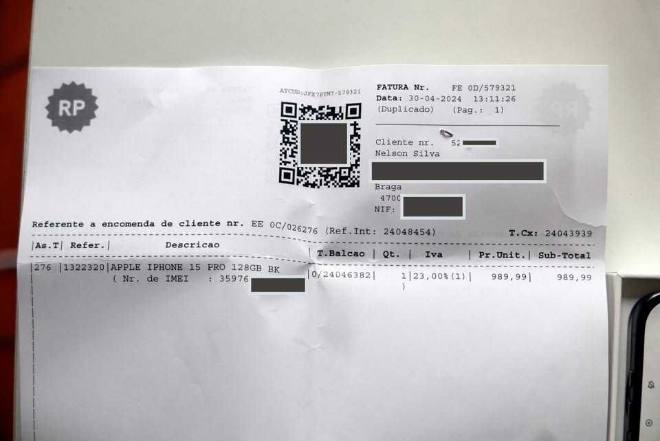 Iphone 15 Pro com Fatura e Garantia (Rádio Popular)