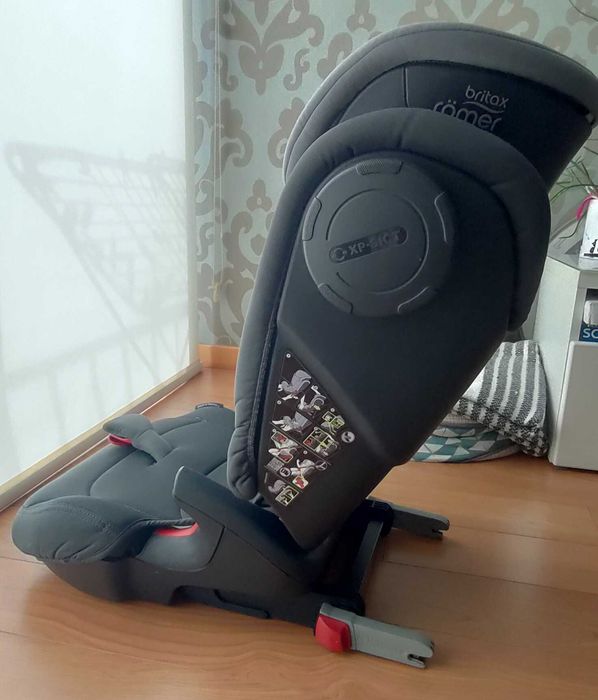 Cadeira auto criança Britax Romer kidfix III M em excelente estado