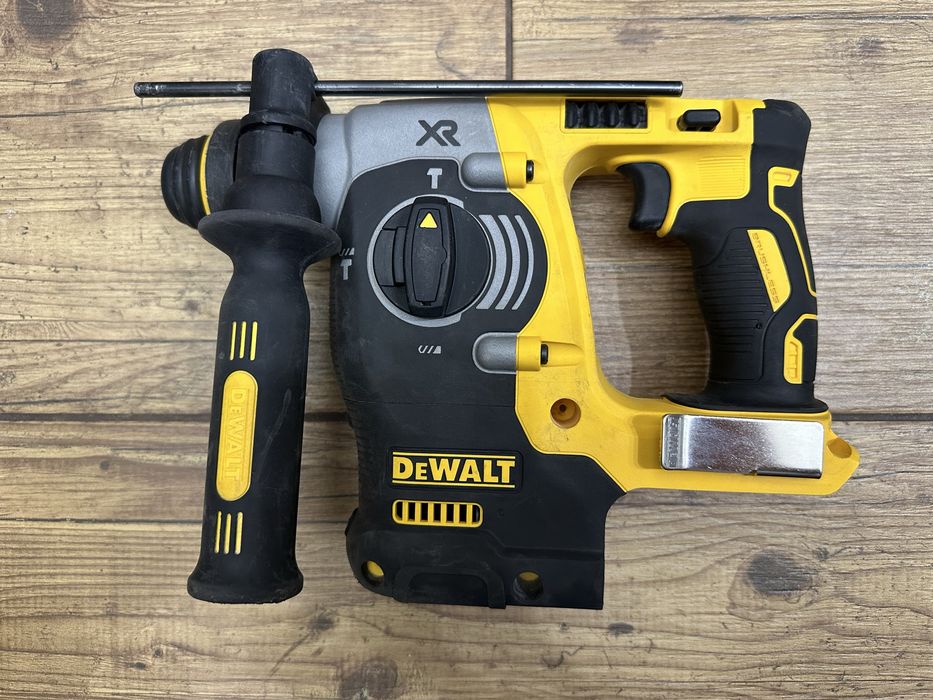 Młotowiertarka, młot udarowy SDS-Plus 24mm 18V XR DeWalt DCH273
