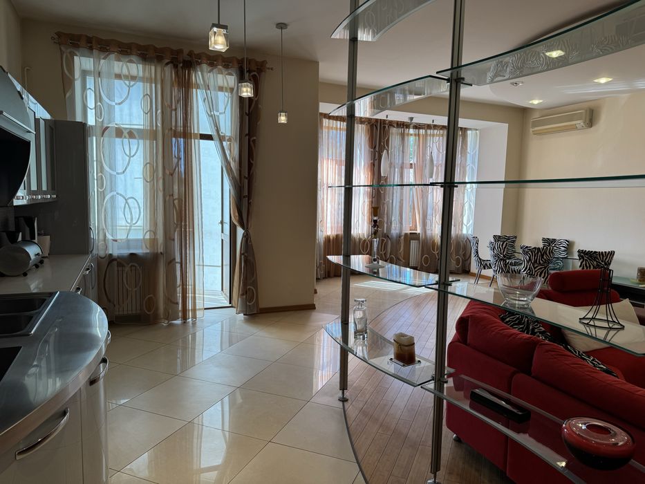 ‼️БЕЗ КОМИССИИ‼️ 3-комнатная квартира на Азарова, Отрада