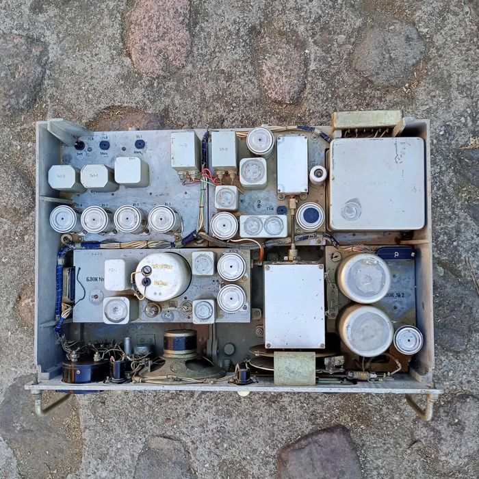 Lampowa radiostacja radziecka ELEMENT Nr1