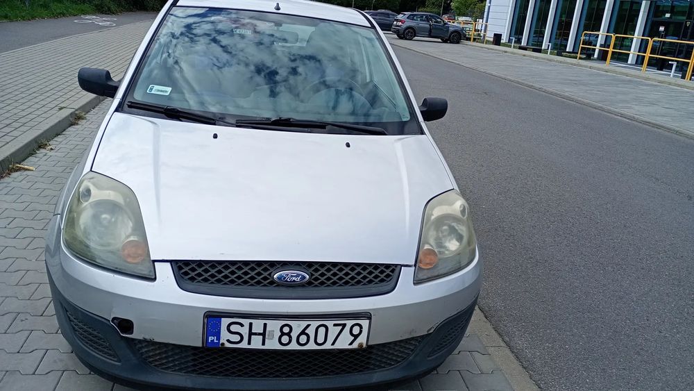 Ford Fiesta Mały przebieg.