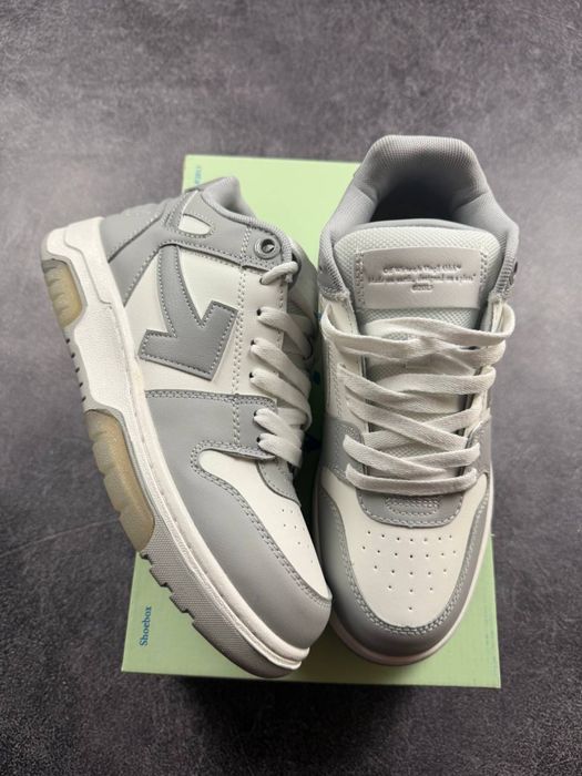 Off White Out of office Grey White
