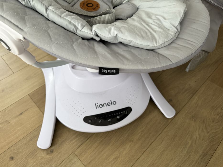 Lezaczek bujaczek Lionelo bella set 6w1