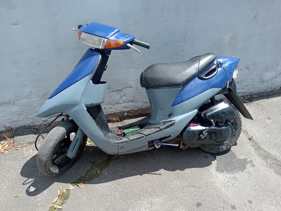 Продам скутер suzuki lets 2