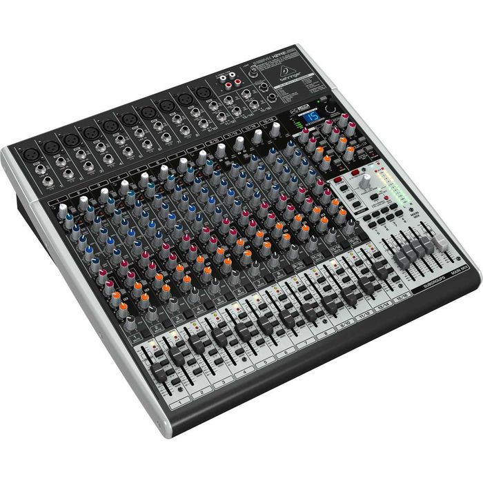 Mesa de Mistura Behringer Xenyx X2442USB 24 canais