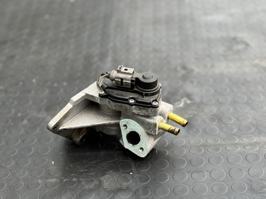 Клапан ЕГР 2.0 fsi фольксваген пассат б6 passat b6