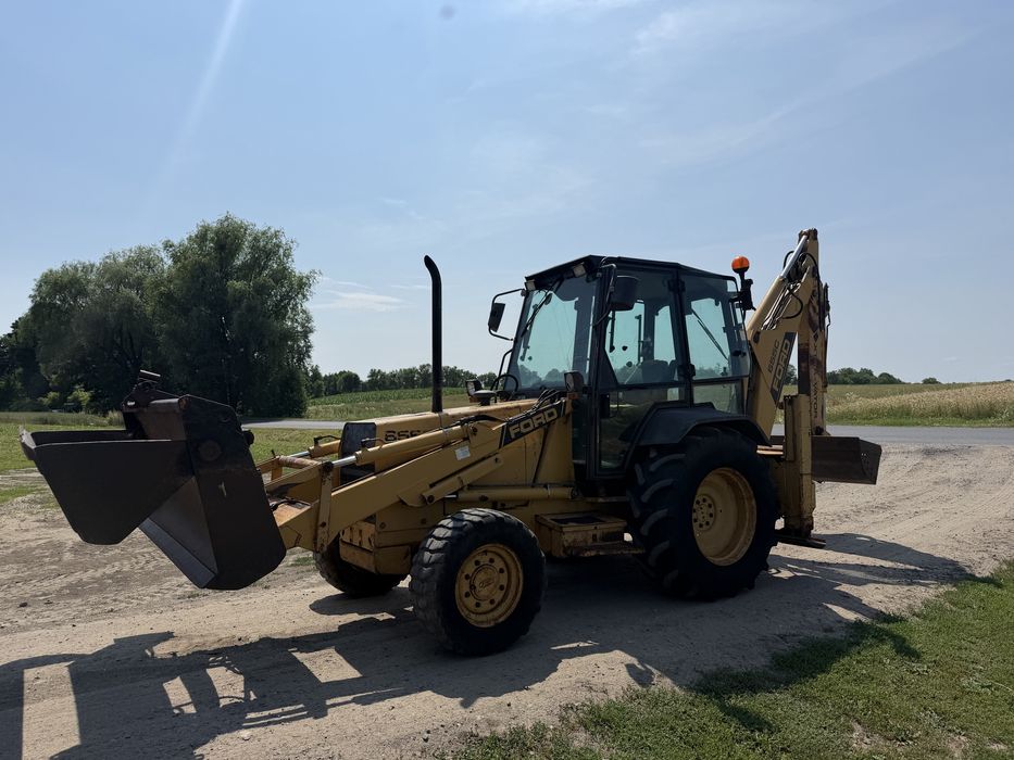 Koparko ładowarka New Holland Ford 655 C
