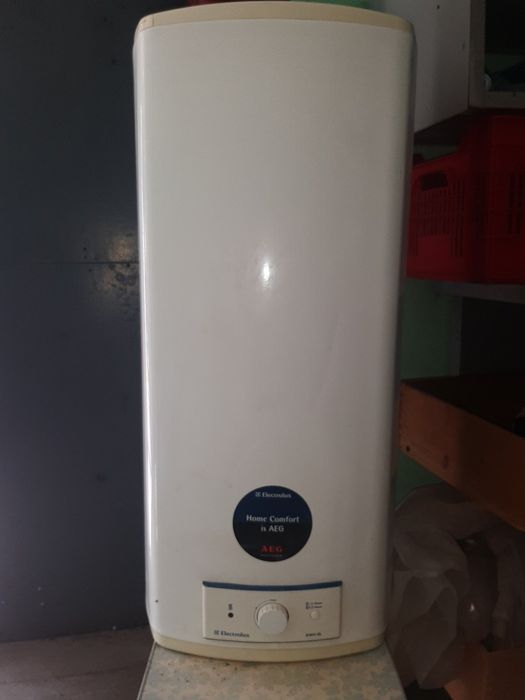 Бойлер фірми Electrolux .