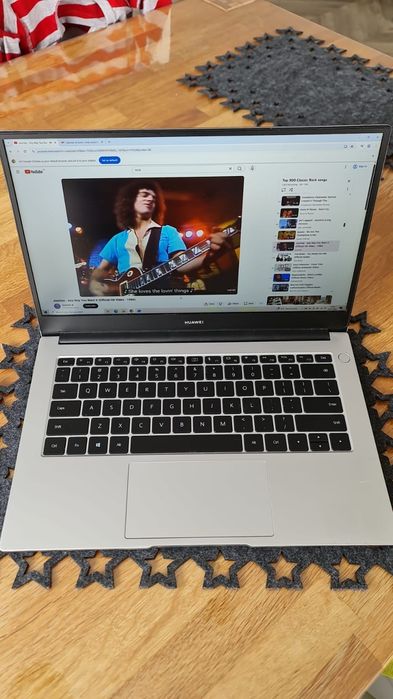Laptop Huawei Matebook D14- i5-1135G/8GB/256BG SSD/FullHD