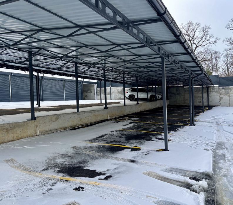 Здам паркомісце з накриттям, р-н Синергії