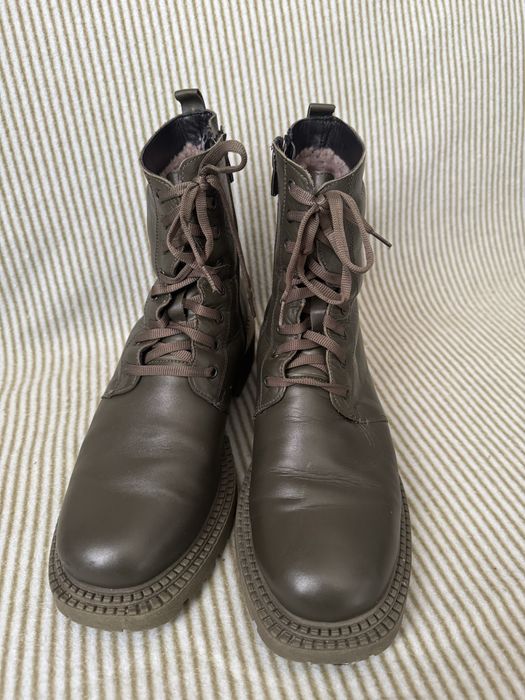 Зимові жіночі чоботи 42 р натур