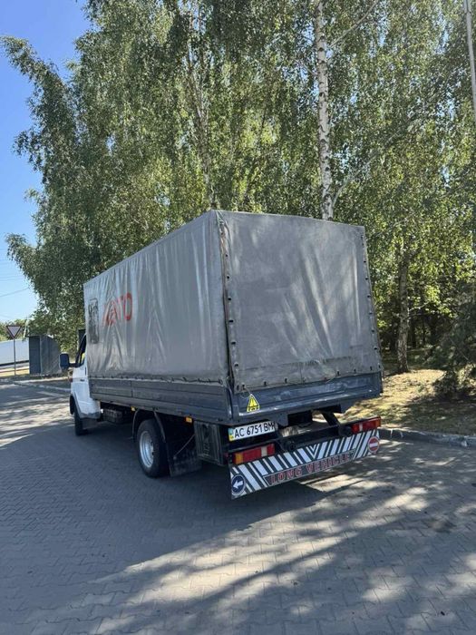 Продам газель бортову