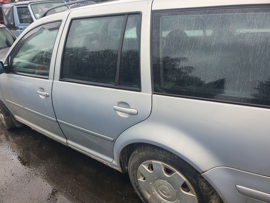 Szyba boczna VW Bora kombi