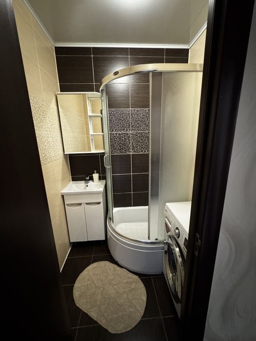 Продается  4 ком квартира по ул Сергея Синенко 8/9