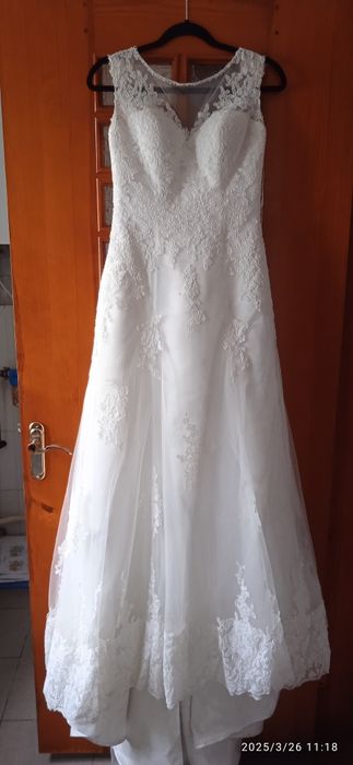 Свадебное платье.