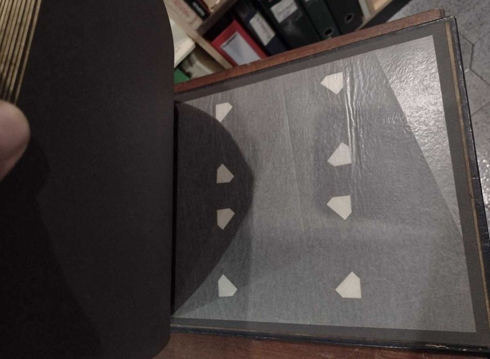 Caixa de música e álbum de fotos rara "Madrepérola"