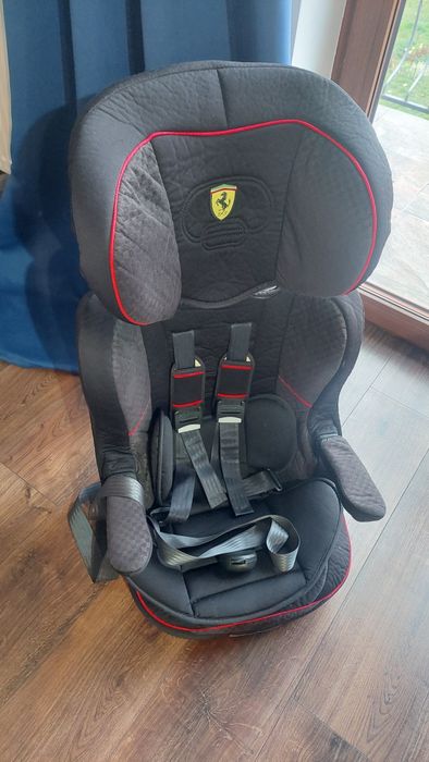 Fotelik dziecięcy Cosmo Ferrari isofix 9-36 kg