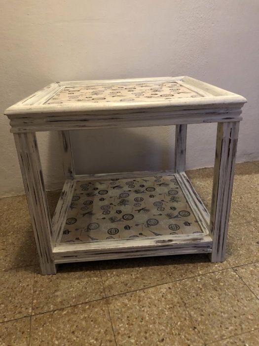 Mesa apoio para sala