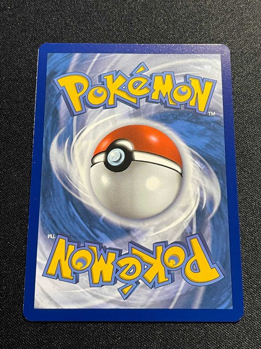 Carta Pokémon Sandygast 125/264 Fusion Strike