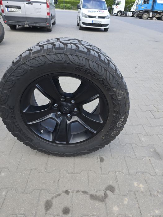 Alufelgi  z oponami ram 1500 20 cali 33x12.50 r20