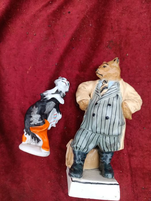 Фарфоровые статуэтки