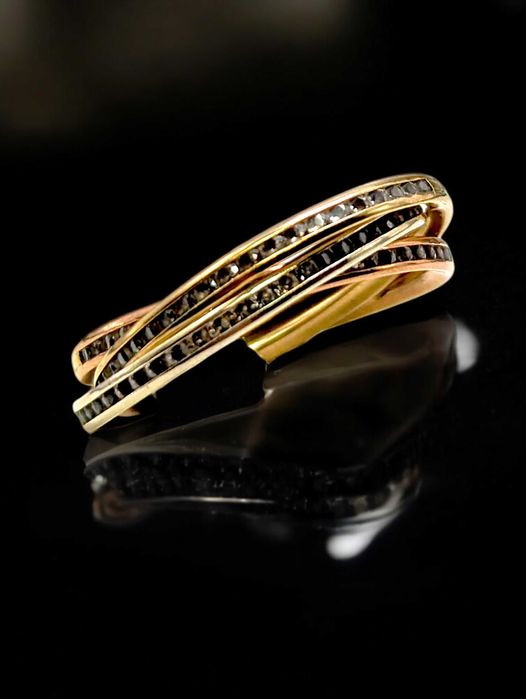 Złoty pierścionek 333 / 3 obrączki /białe, żółte i różowe złoto/2,67 g