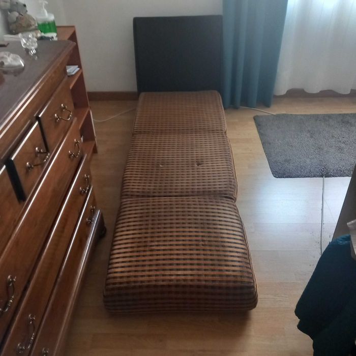 SOFÁ CAMA de uma pessoa